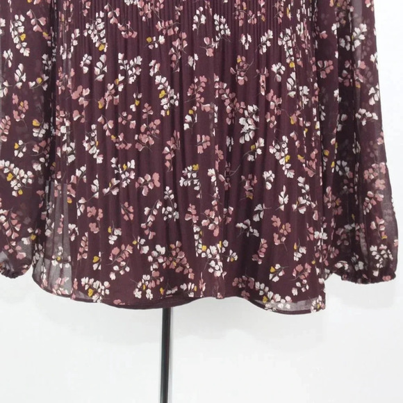 HAWTHORN - Picture 3 of 7